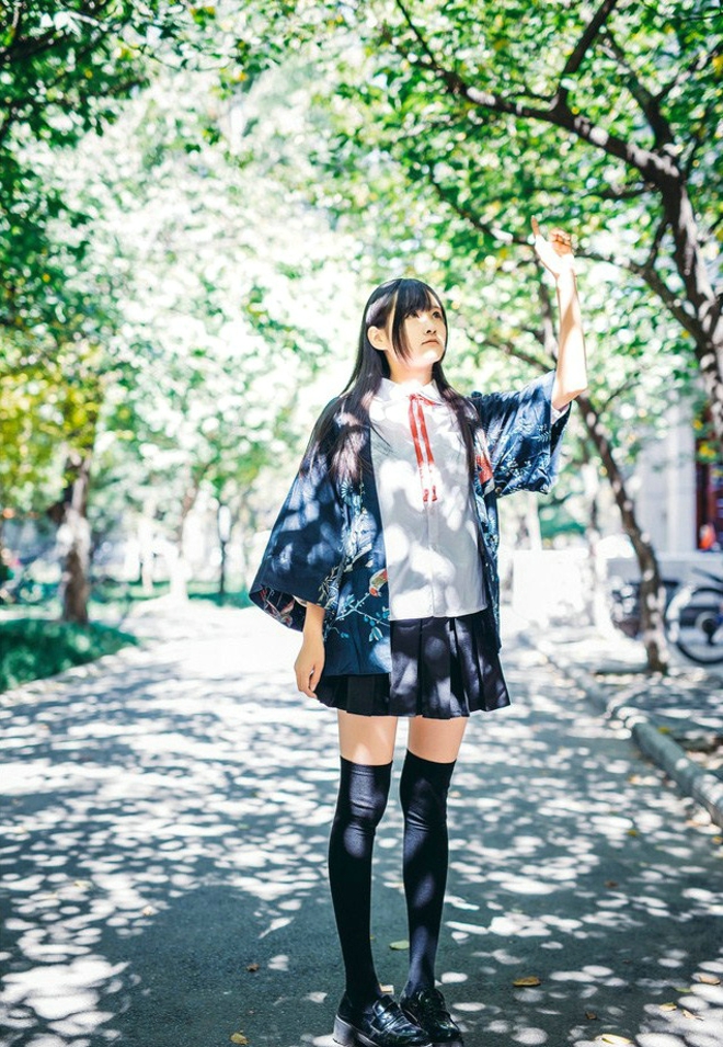 秀气迷人校园学生美眉