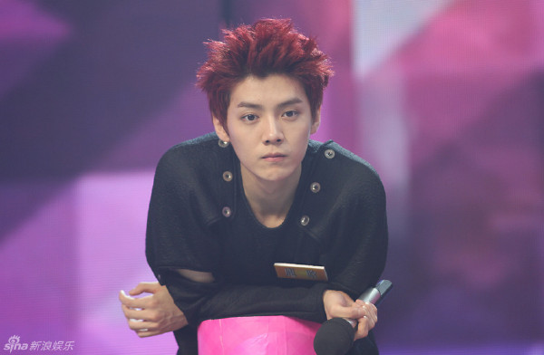 那些年鹿晗在快乐大本营留下的照片