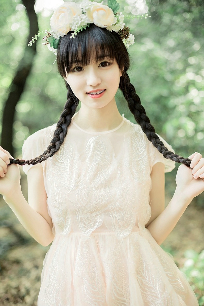 氧气美女午后阳光俏皮可爱靓丽写真