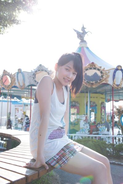 新晋写真拍大片 丰满白皙