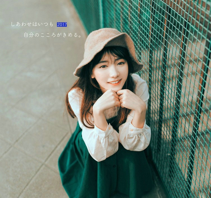 骑着小黄车清新美女写真集