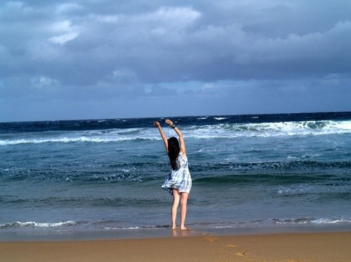 夏日海边美女图片