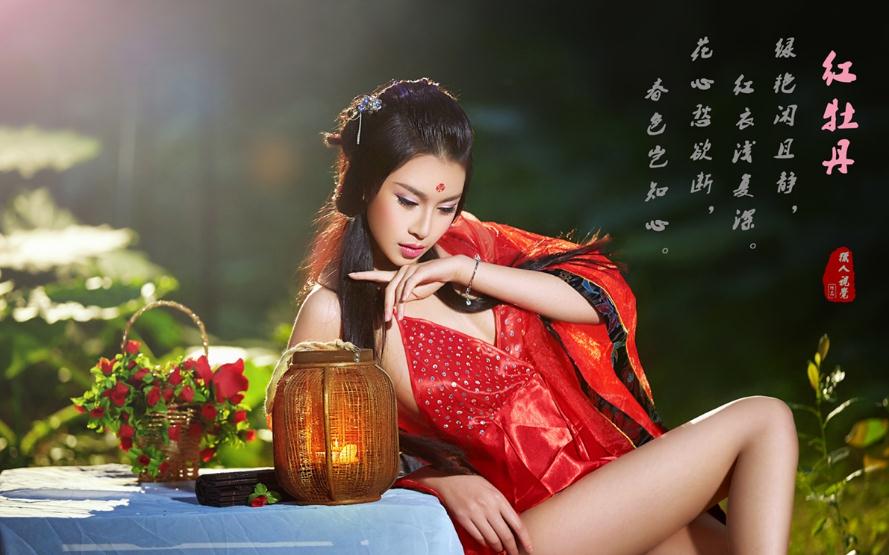 林中诗意，媚娘古装美女高清壁纸
