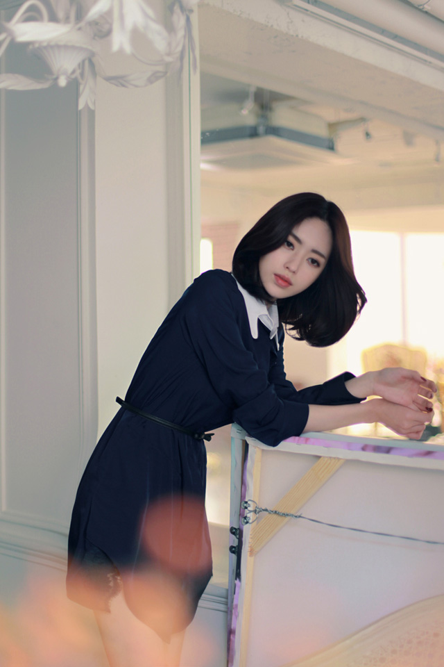 清新动人苗条少女美照