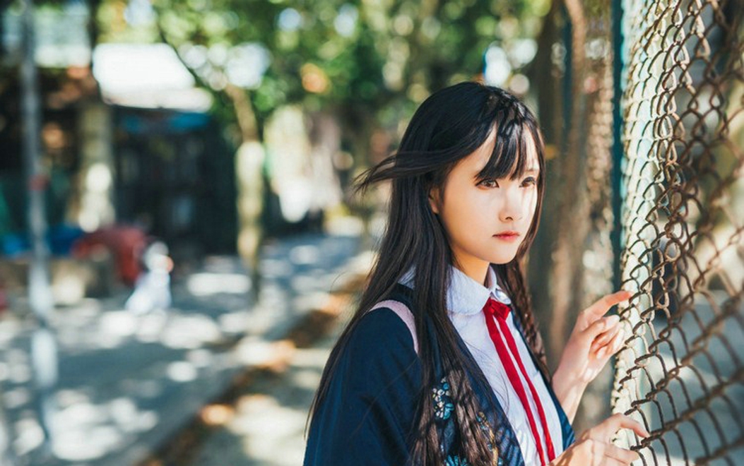 秀气迷人校园学生美眉