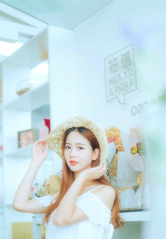 如花似玉醉美女清新午后写真集