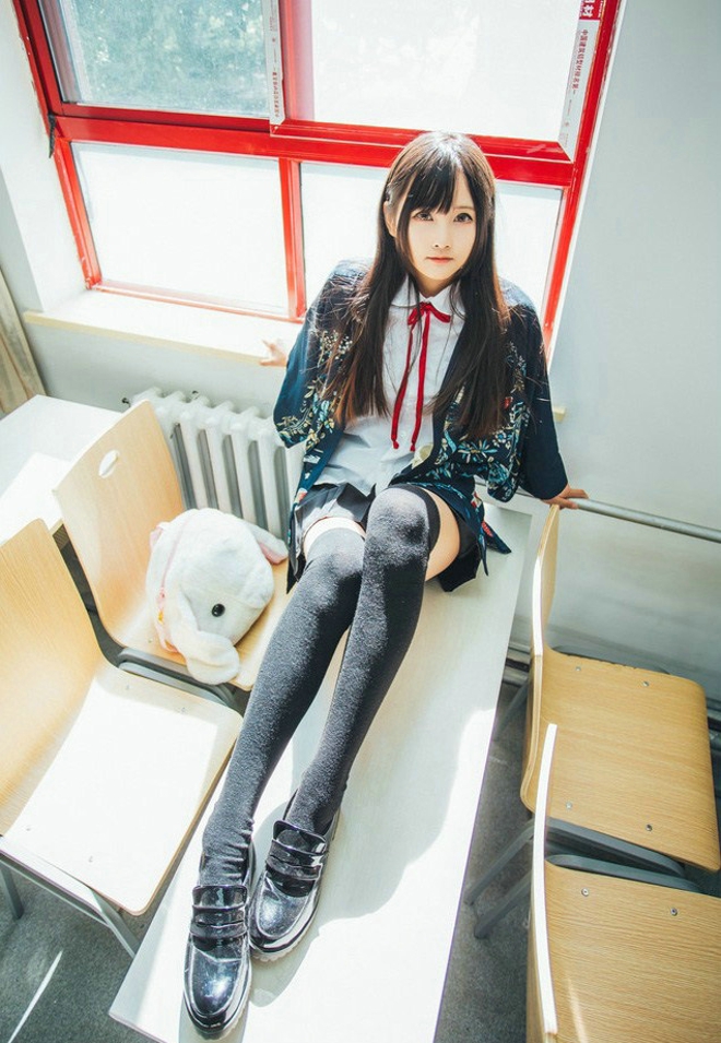 秀气迷人校园学生美眉