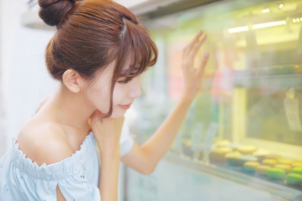 恋恋不忘梦中蓝色小仙女潇潇清纯私房写真