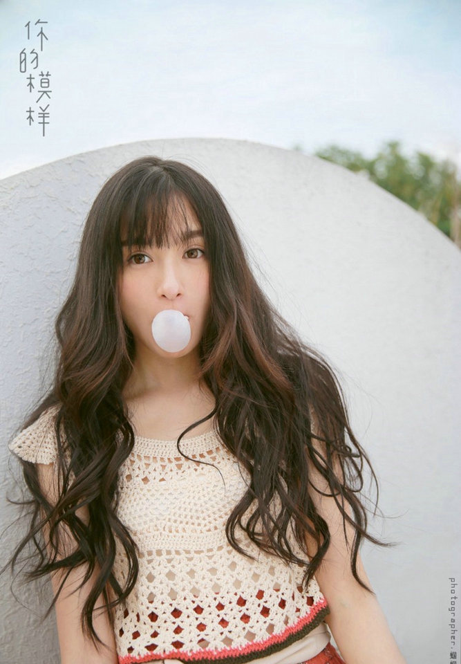 清纯阳光长发美女