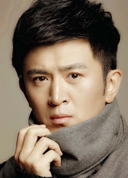 郭家铭秋日暖帅写真 文艺清新气质浓厚