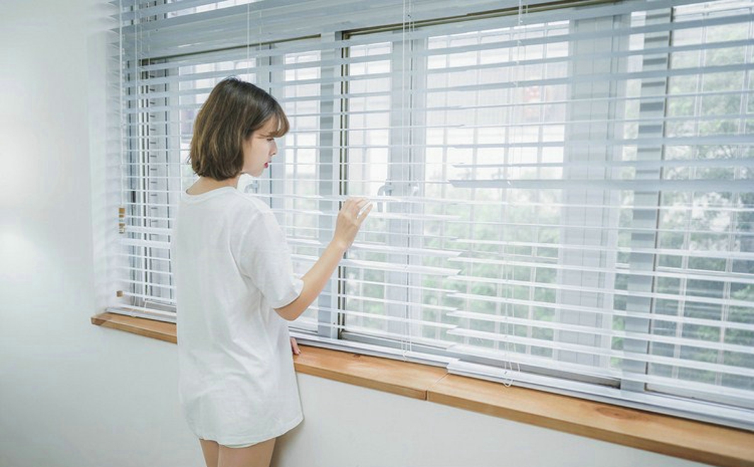 简单纯净绝美美女私房娇嫩白皙靓丽美图