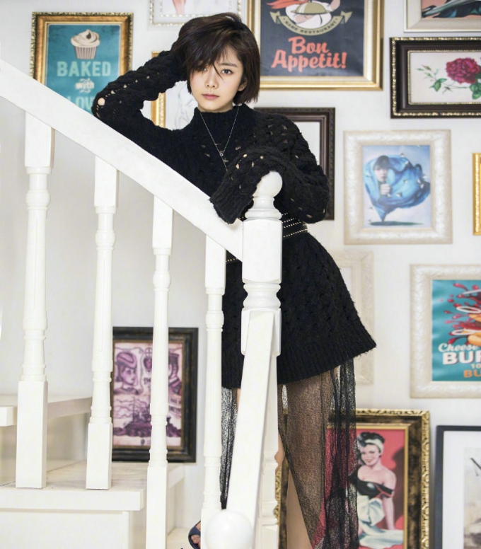 清纯女星谭松韵白衬衣清新美图