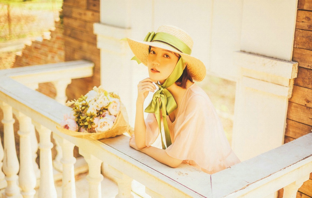 优雅古典美人暖色系气质唯美写真