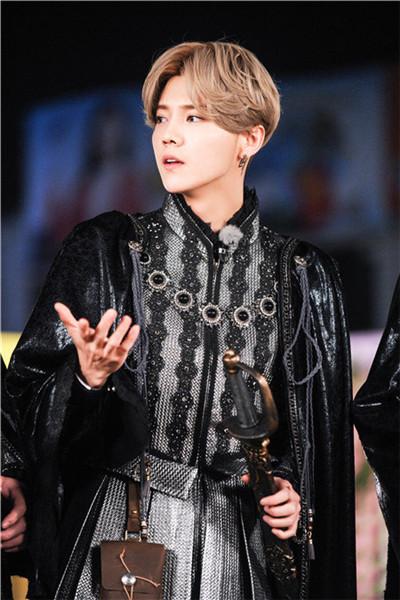 鹿晗跑男图片汇总