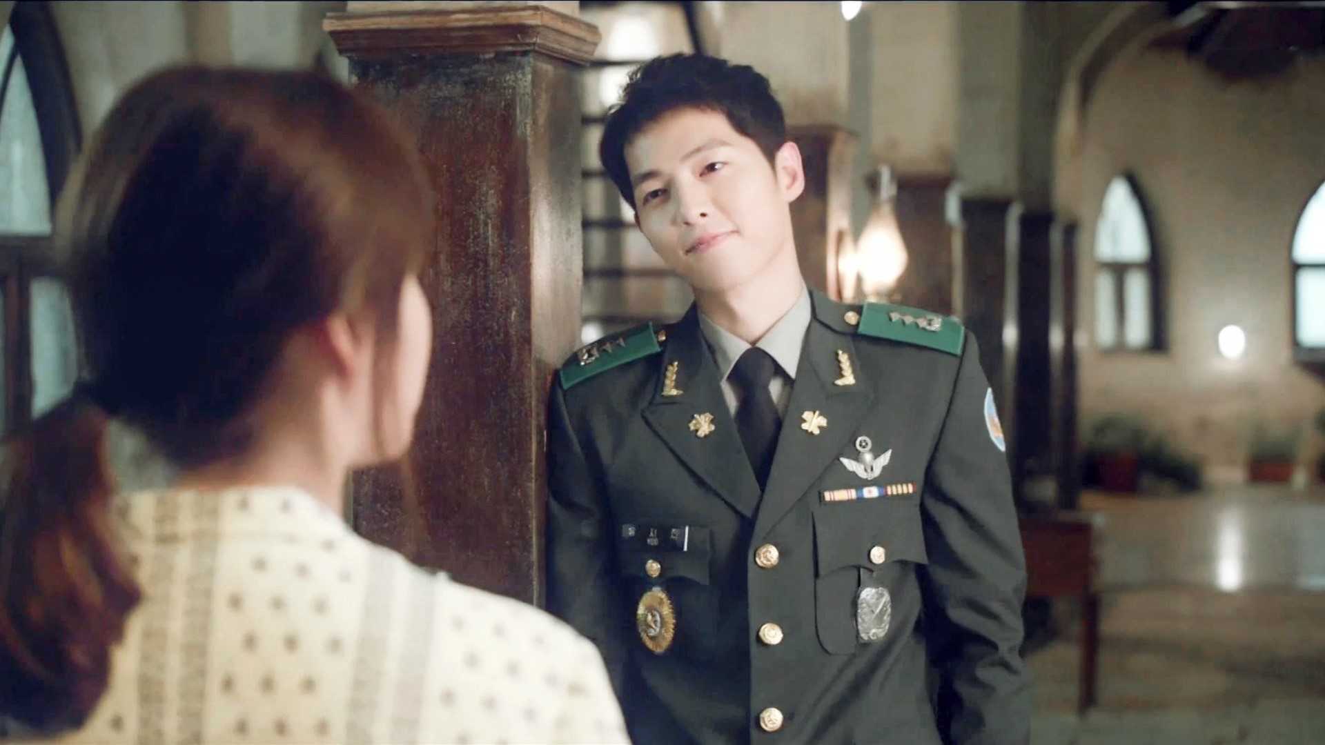 宋仲基太阳的后裔剧照合集