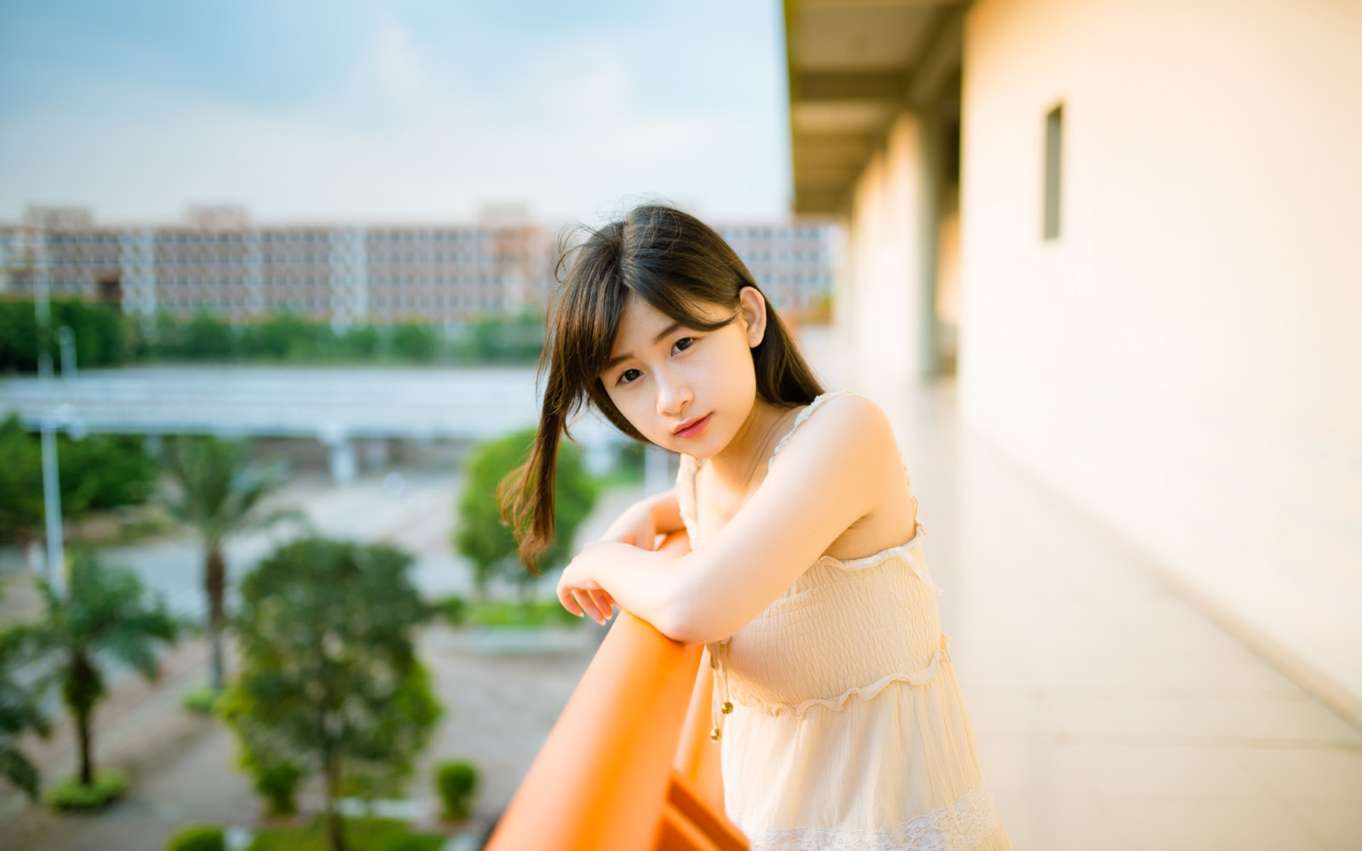 清纯美少女小清新户外写真电脑桌面壁纸