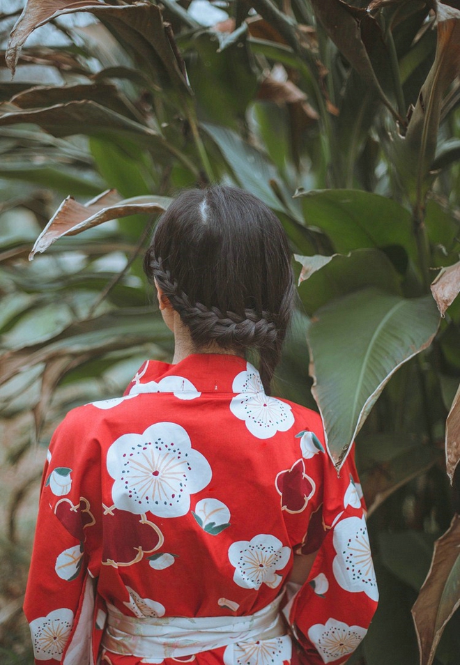 日本和服美女樱桃嘴清新俏皮写真