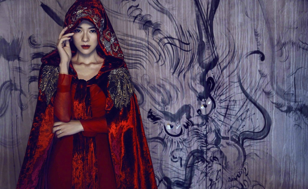 章子怡时尚芭莎封面大片古典园林满满中国风