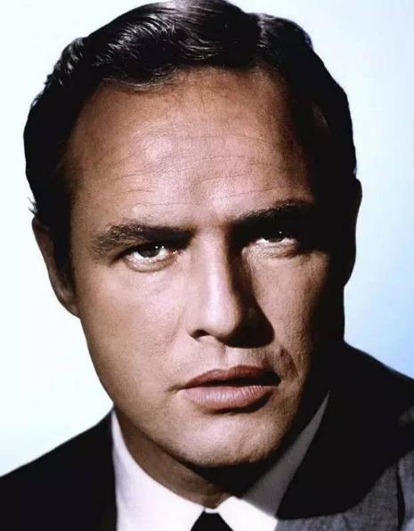 看这眼睛，不仅撩人，还给照片加戏!