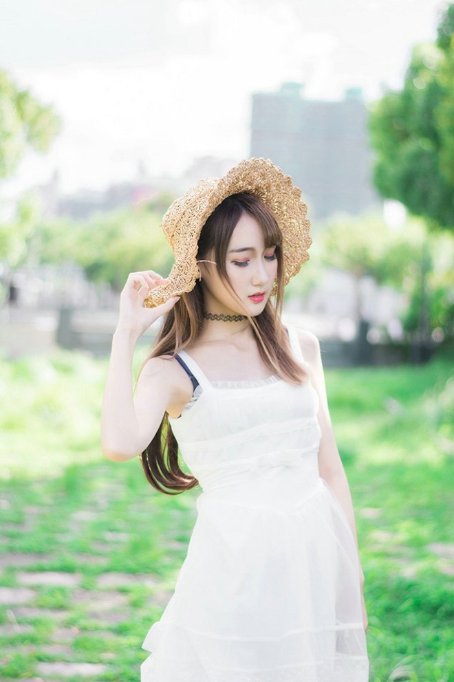 氧气美女午后阳光俏皮可爱靓丽写真