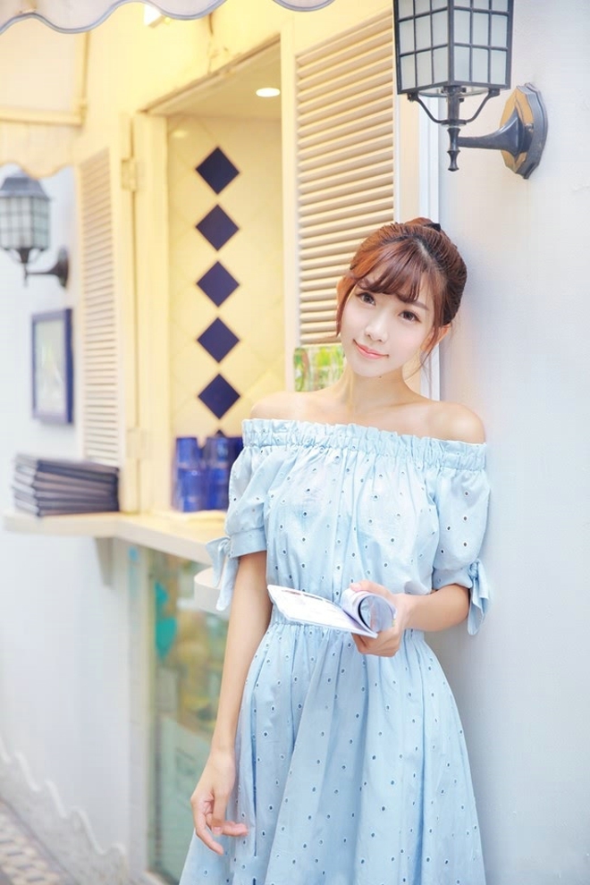 恋恋不忘梦中蓝色小仙女潇潇清纯私房写真