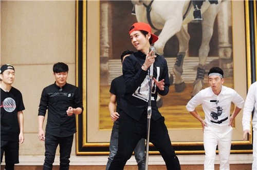 鹿晗跑男图片汇总