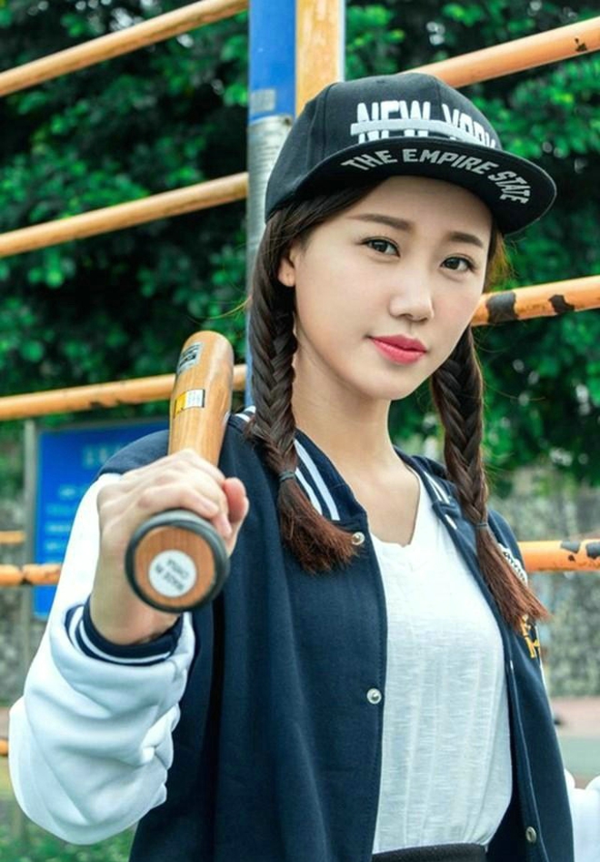 运动系棒球美女校园清新魅力写真