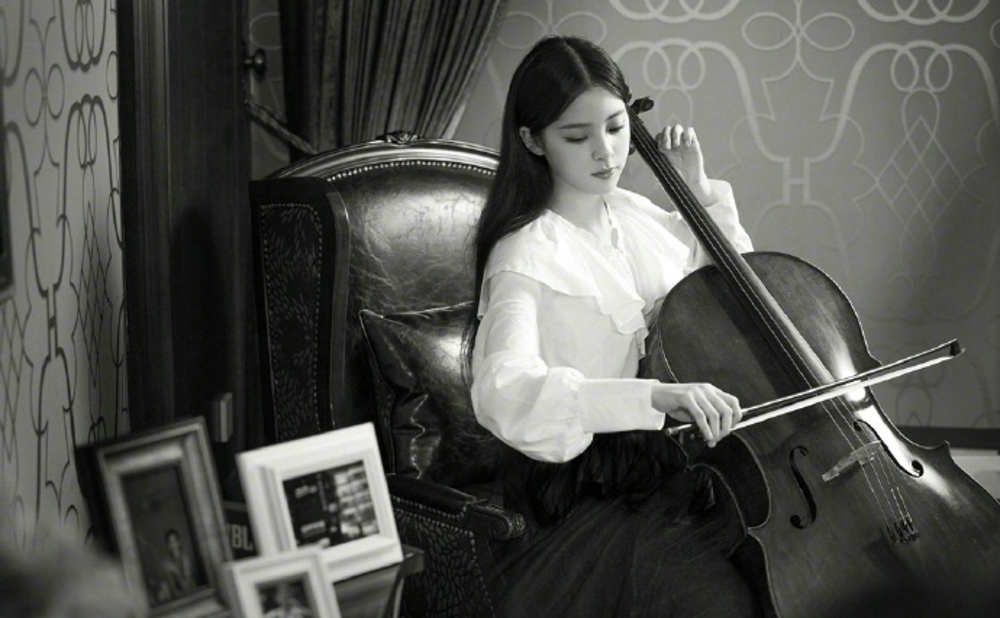 欧阳娜娜时尚文艺范写真图