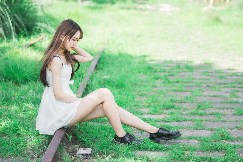 氧气美女午后阳光俏皮可爱靓丽写真