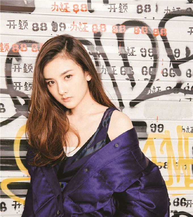 宋祖儿最新封面大片好一个清秀佳人