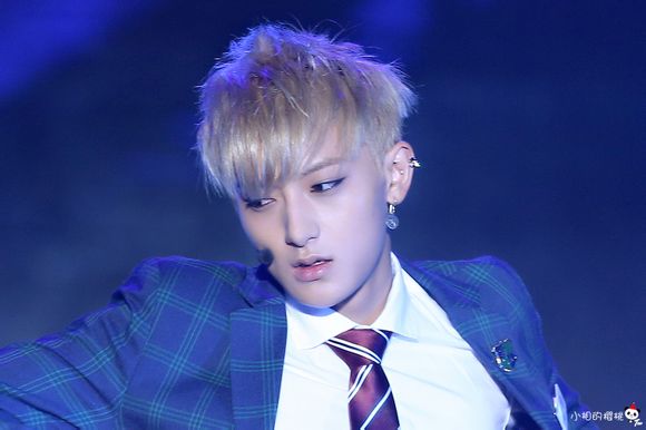 黄子韬演唱会图片合集