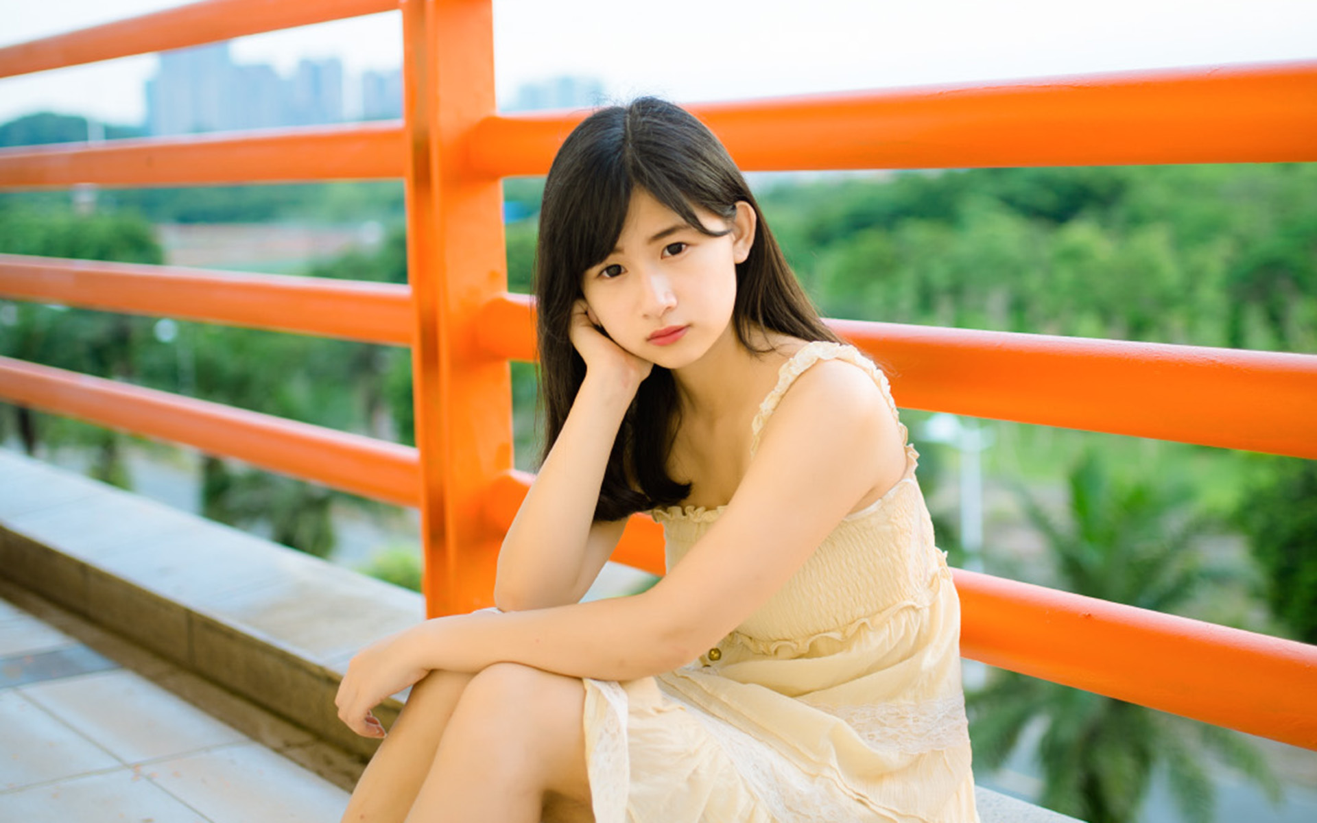 清纯美少女小清新户外写真电脑桌面壁纸