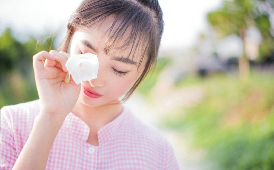 清纯稚嫩俏皮可爱女孩郊外清晰阳光甜美活泼写真