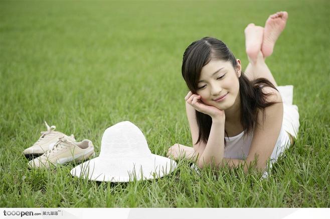 户外阳光小清新美女写真
