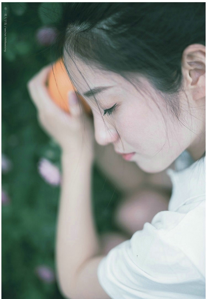 清新可爱美女盛夏街拍阳光俏皮唯美写真