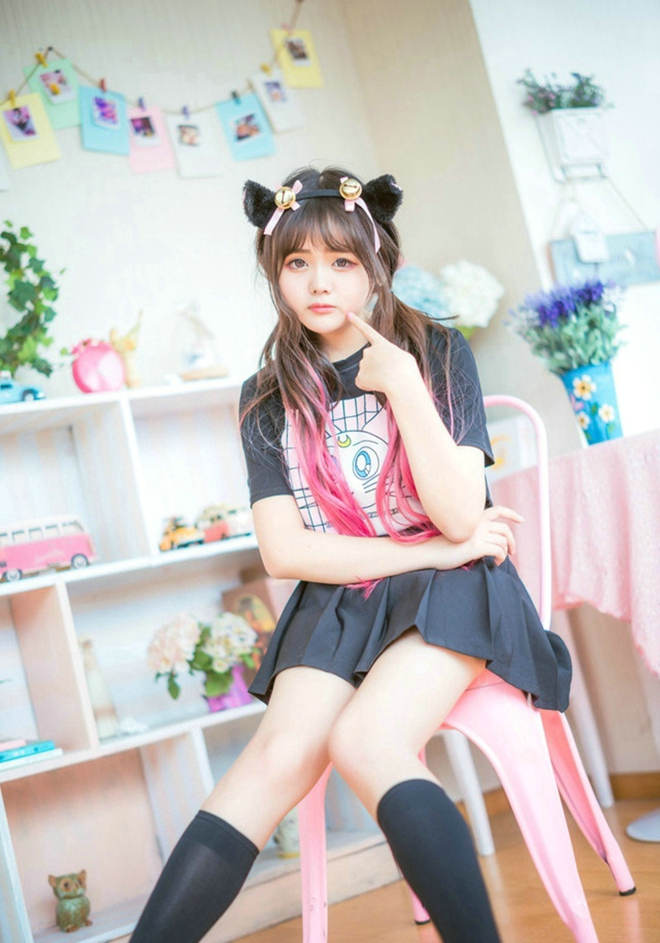 微胖猫耳朵女孩娇嫩清纯俏皮可爱写真