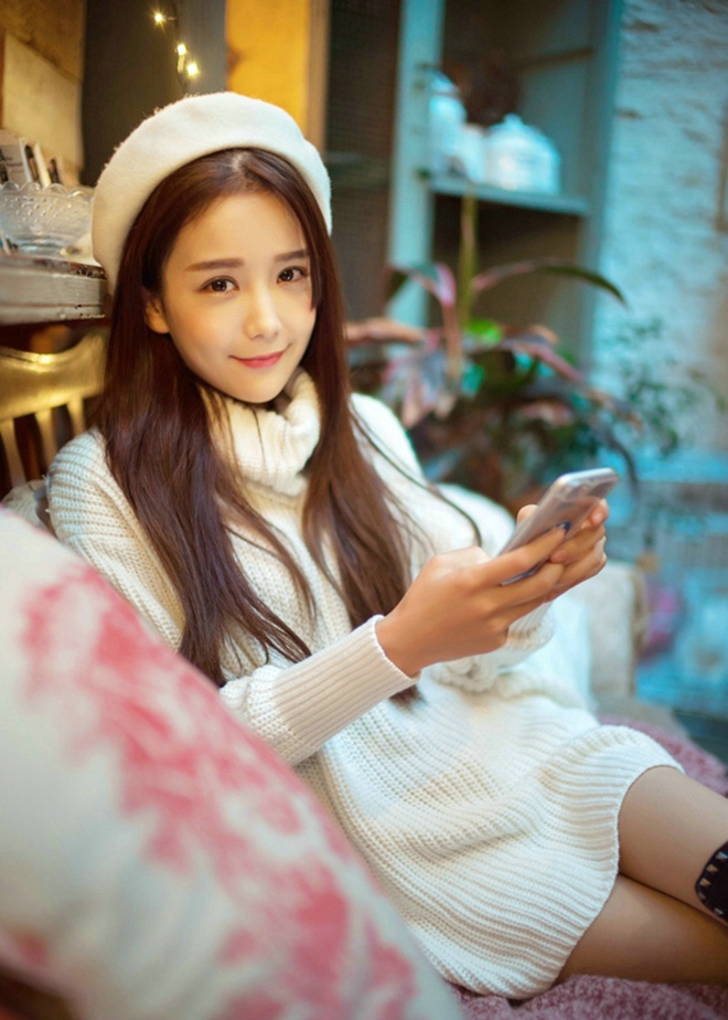 漂亮清纯美少女气质清新惹火私拍写真