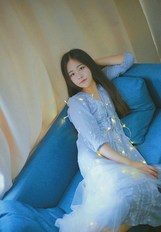 清纯娇嫩女孩清新可爱靓丽写真