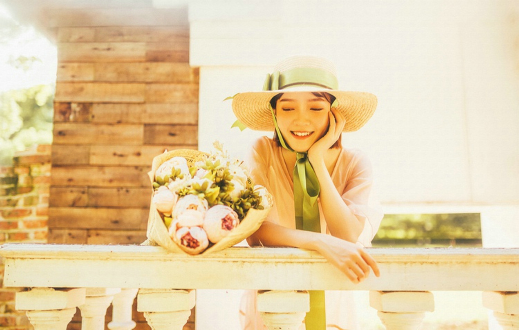 优雅古典美人暖色系气质唯美写真