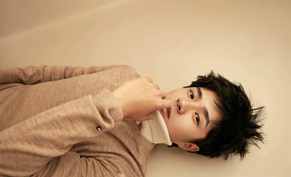 刘昊然个人杂志写真