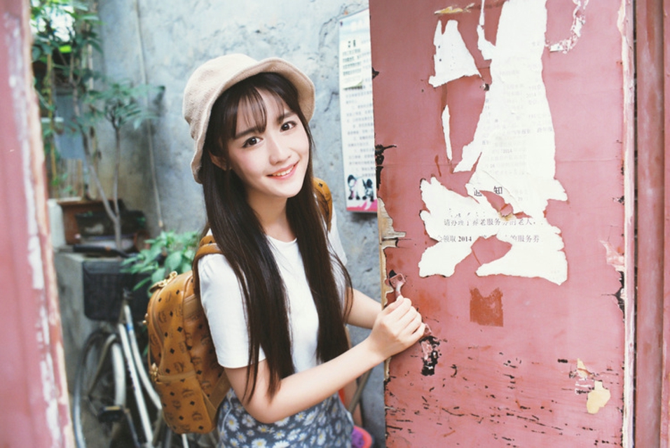 可爱妹纸萌萌迷人街拍