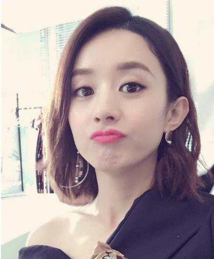 女神赵丽颖短发照片