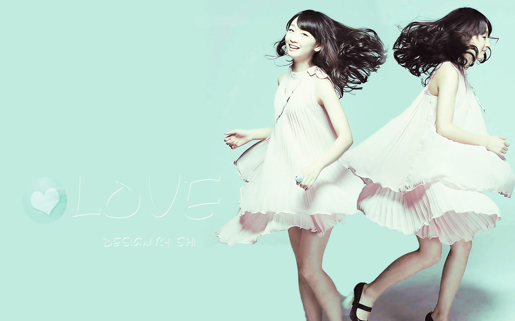 人气小花周冬雨随性图片