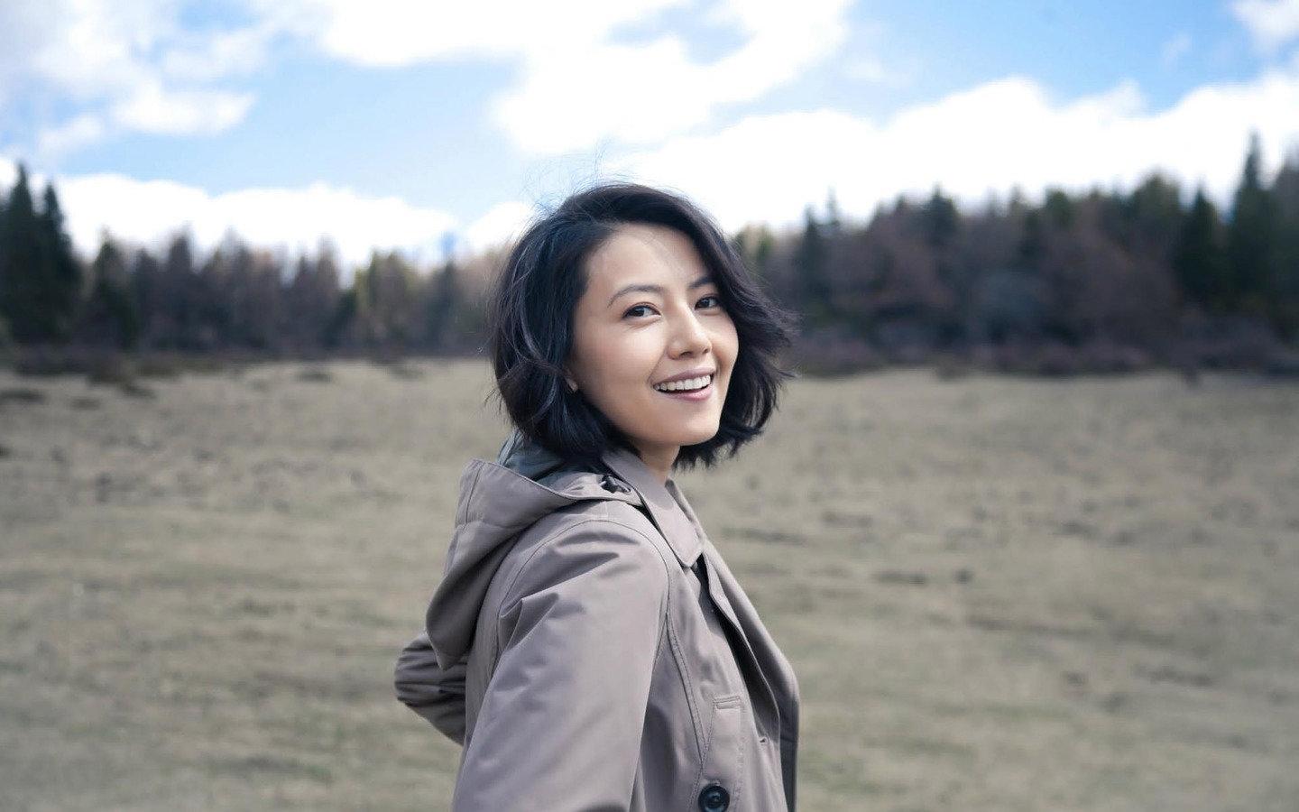 气质美女高圆圆时尚靓丽写真合集