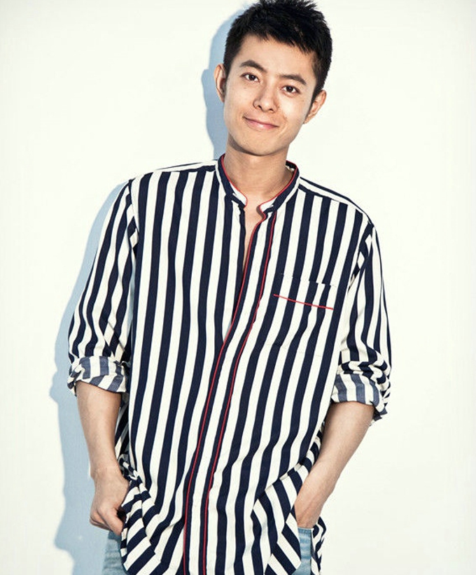 柳明明气质帅气十足写真