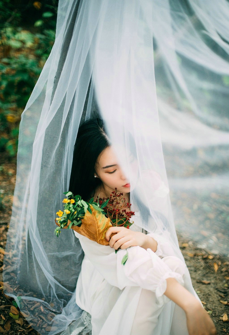 纯白私房内的马尾清纯姑娘柔美娇嫩写真