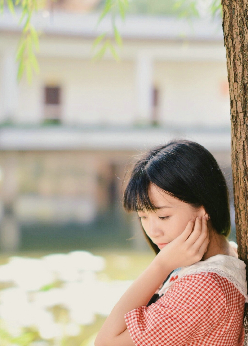 私房森系中分美女柔美温柔写真