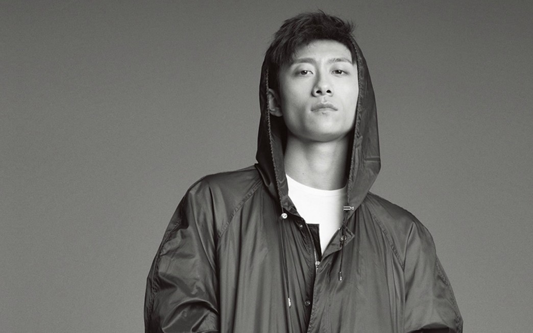 痞帅张一山图片桌面壁纸