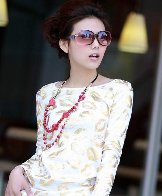 气质美女高清写真组图