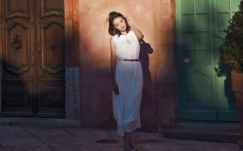 美女高圆圆迷人写真图片